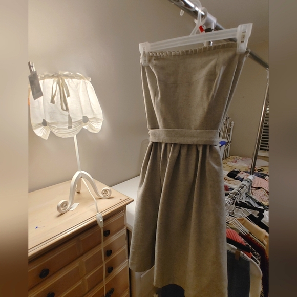 Banana Republic grey wool and rhinestoned party dress Size 8 - Picture 15 of 15